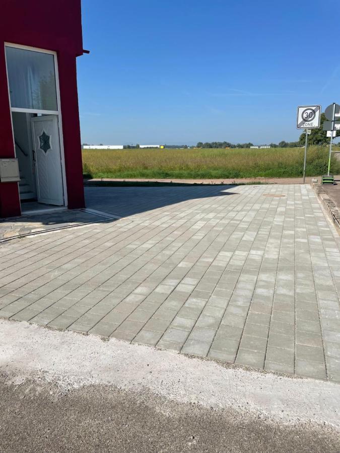 Apartament Mit Schlafzimmer Lahr  Exteriör bild